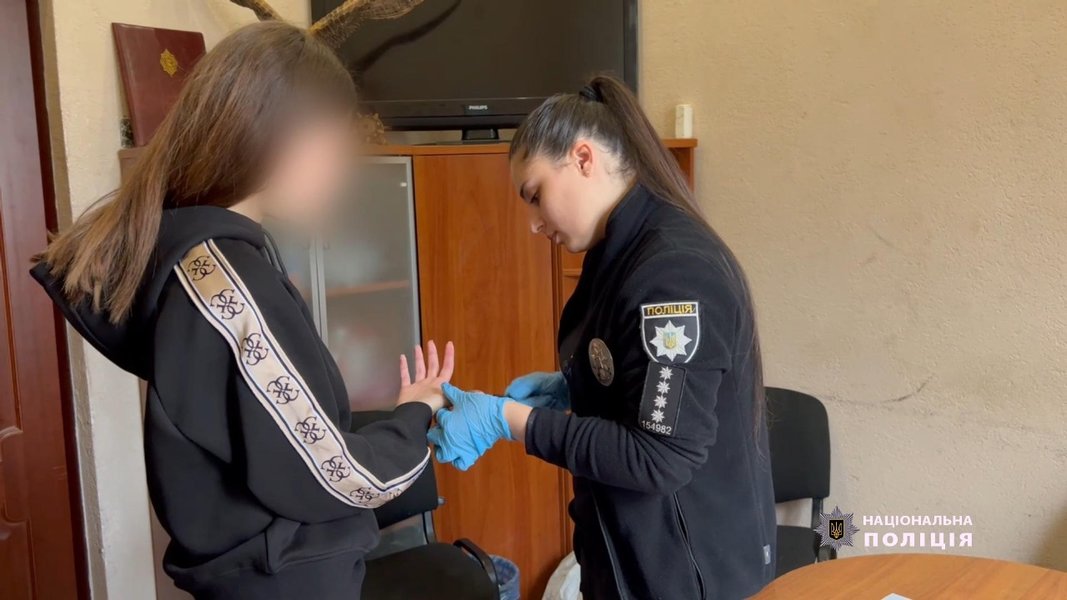 Поліція затримала двох українофобок з Одеси