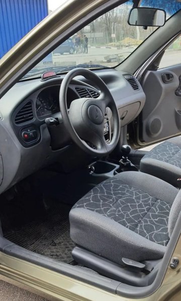 салон ланоса, Daewoo Lanos 2004, Daewoo Lanos, капсула времени, ланос