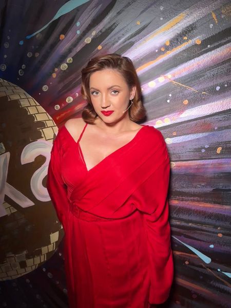 Оля Цибульская, певица