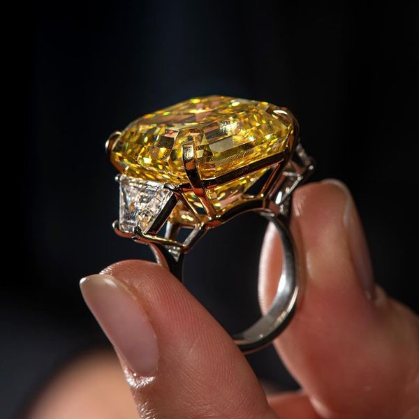 перстень, діамант аукціон