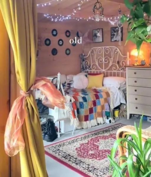 Сарай стал комнатой для женщины, жилье, недвижимость, дом, интересные истории из жизни