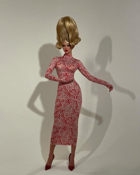 Кендалл Дженнер, марс атакует, марсианка