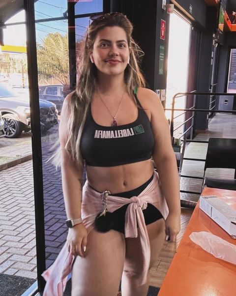 Женщина ела детское питание, что произошло с ее телом после недель эксперимента, интересные истории из жизни