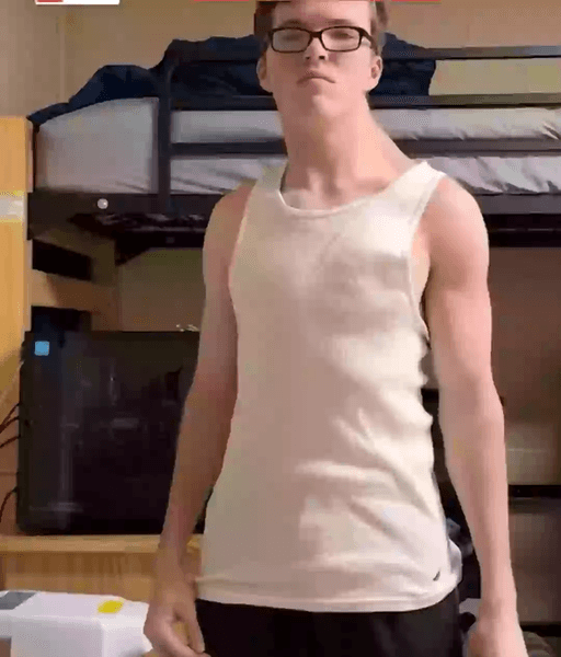 Необычная внешность, одно упражнение, тренировка мышц, одна сторона, блогер, необычная внешность, культ внешности,