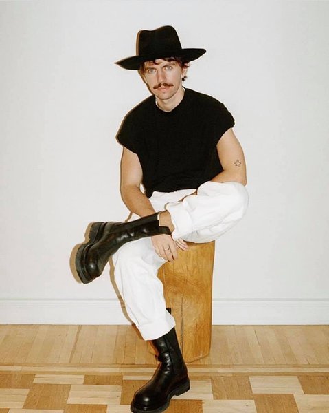 Руслан Багинский, украинский дизайнер, шляпы