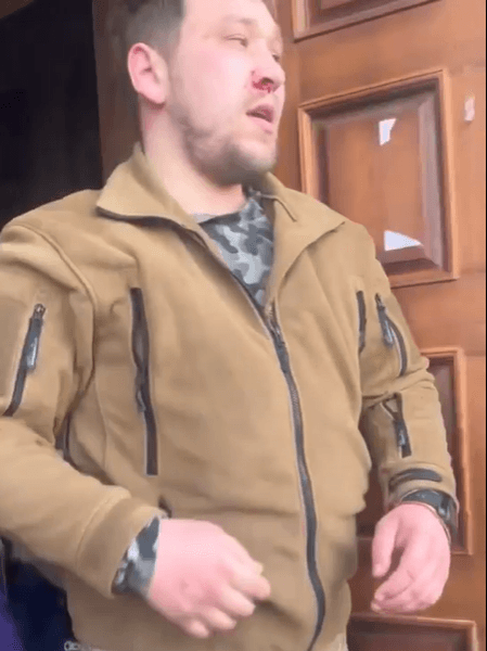 Артур Ананьев, избиение военного, хмельницкий военный