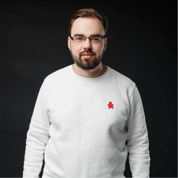 погиб комик Артур Петров