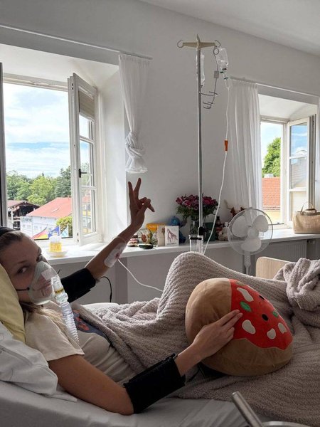 Белла Хадид в больнице