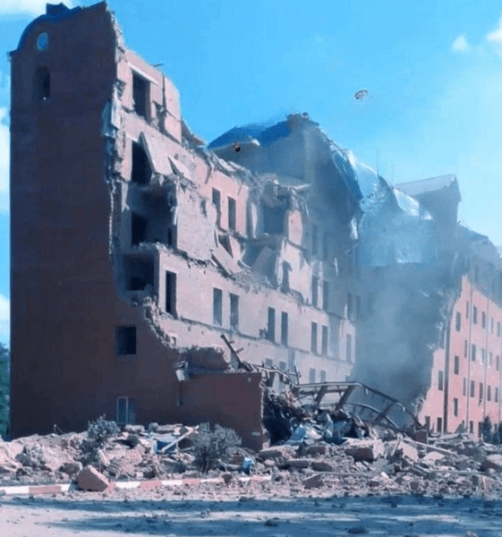 удари по Бєлгороду, удари по рф, далекобійні удари по РФ, удари по військових об'єктах на території Росії, командний пункт вс рф