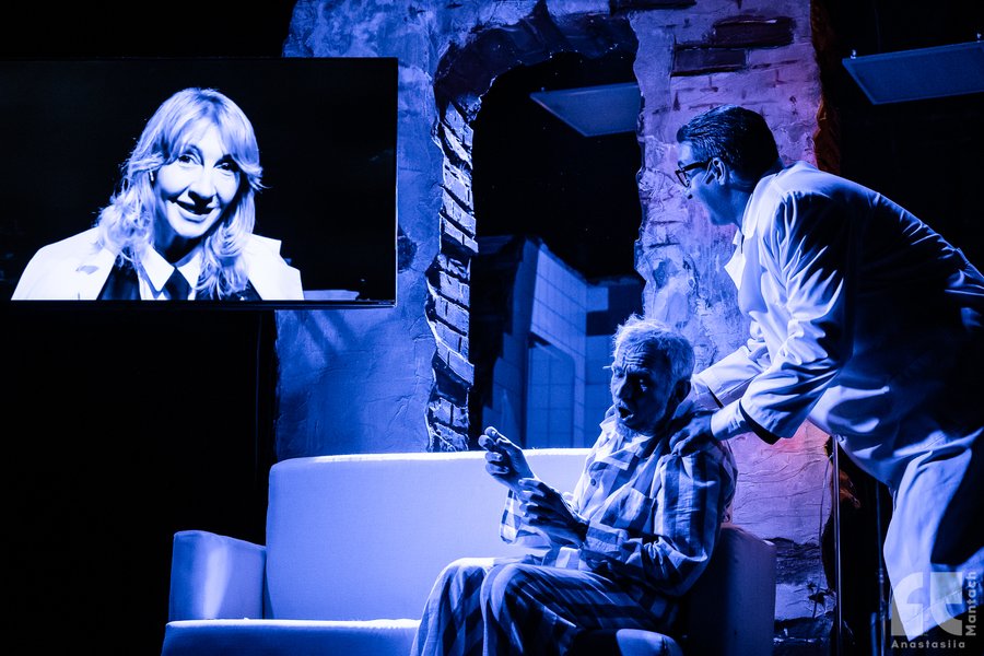 режиссер стас жирков, спектакль стаса жиркова, театр на левом берегу, спектакль отец