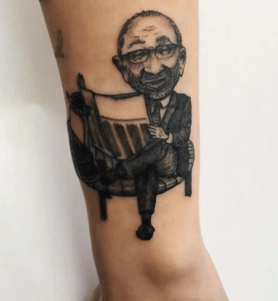 Тату с Кернесом, кернес, татуировка