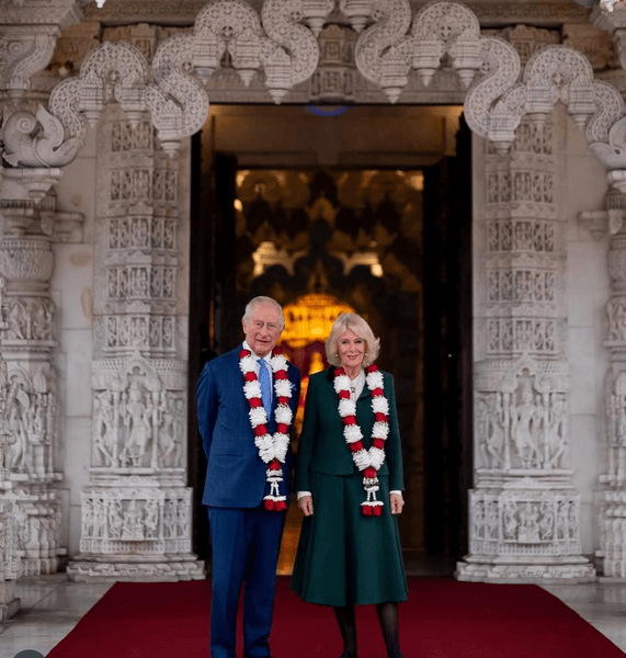 Крал Чарлз и кралица Камила