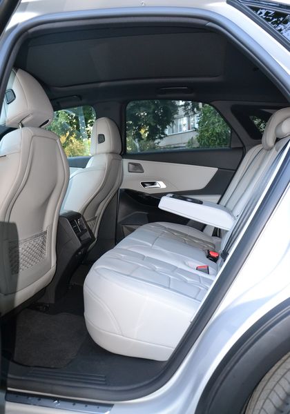 задние сиденья DS7, новый DS7, кроссовер DS7, DS7 E-Tense, DS7 2024