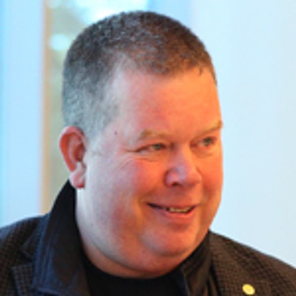 
Александр Кардаков
о том, как побороть коррупцию во власти
