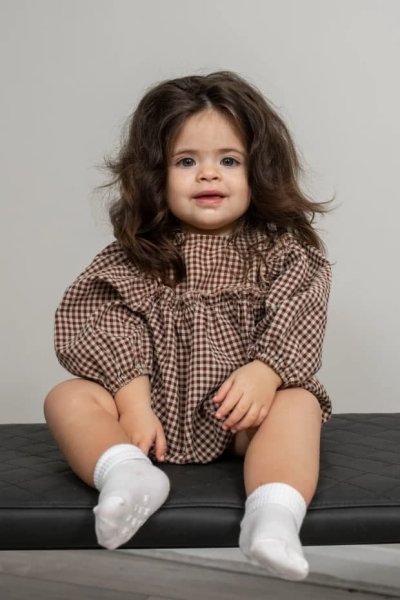 Алана, дълга коса, дете, снимка Алана, на година и половина, може да се похвали с впечатляваща коса