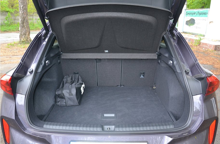 Багажник Cupra Terramar, новий Cupra Terramar, Cupra Terramar 2025, кросовер Cupra, Cupra Terramar в Україні