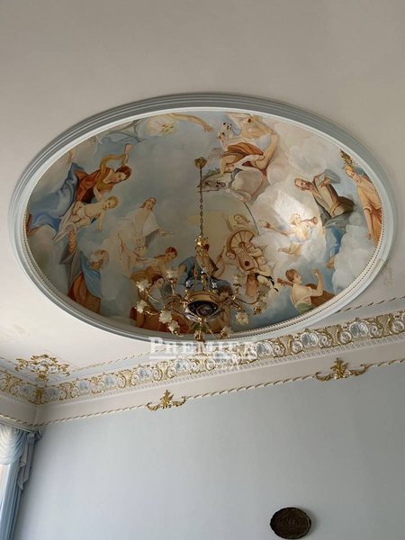 В Одессе продают позолоченную 9-комнатную квартиру за $900 тысяч В Одессе продают позолоченную 9-комнатную квартиру за $900 тысяч