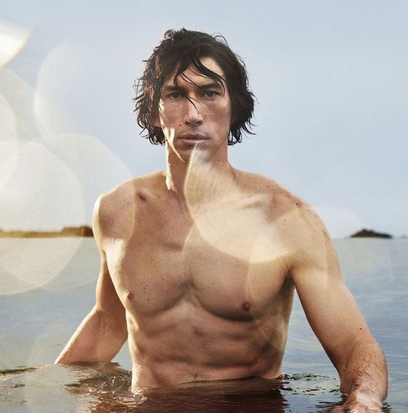 Адам Драйвер, Burberry Hero, кентавр