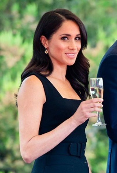   "Нет ничего лучше, чем прогулка, пикник или ланч с бокалом вина" Меган Маркл, герцогиня Сассекская 