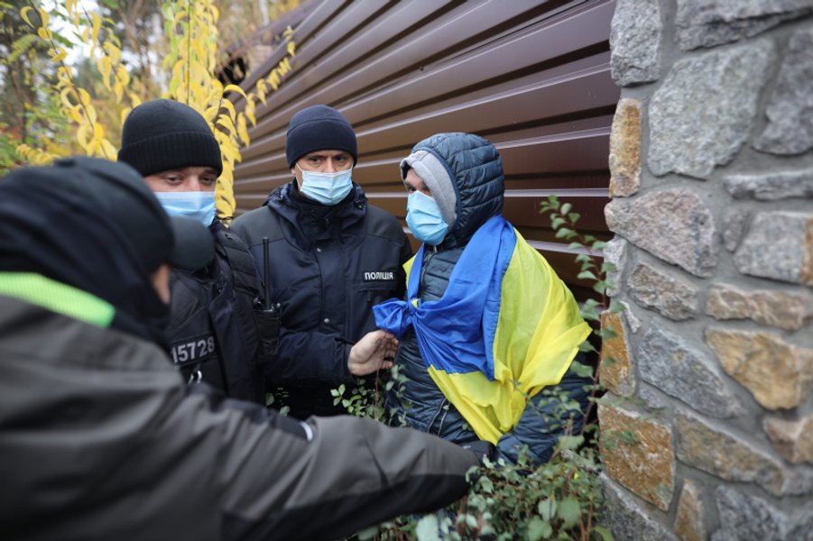 КСУ, акция, виселица, тупицкий, дом, националисты, активисты, драка, потасовка