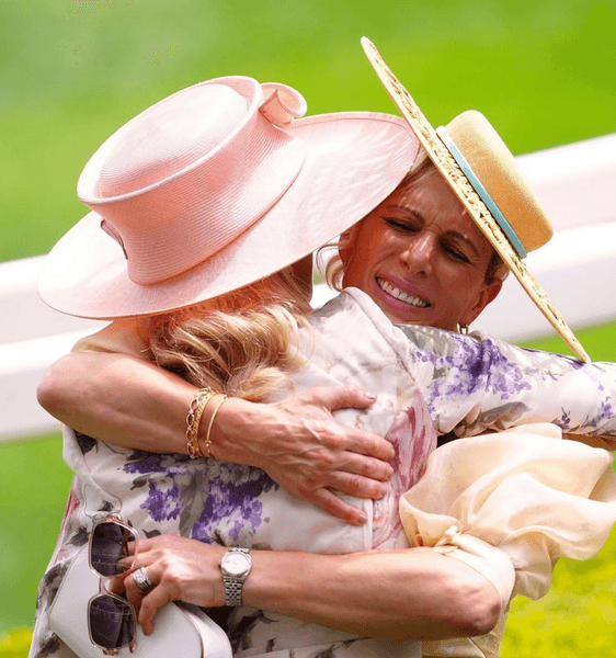 леді Габріелла, Зара Тіндалл