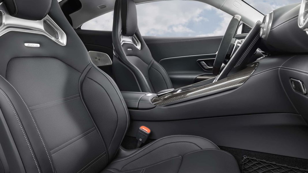 сиденья Mercedes-AMG GT, Mercedes-AMG GT, новый Mercedes-AMG GT, Mercedes-AMG GT 2024, суперкар Mercedes