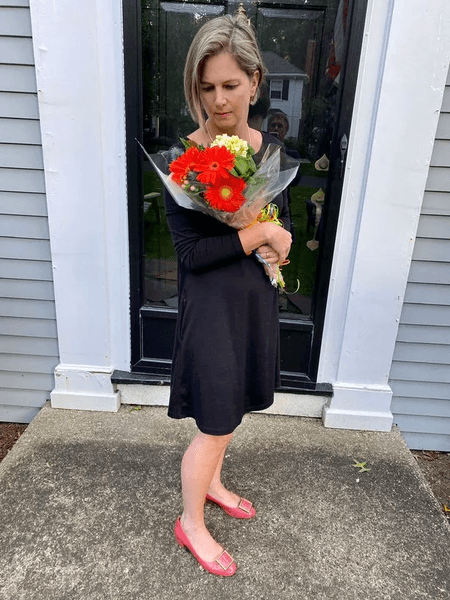 Женщина носила одно и то же платье 100 дней, 100 Day Dress Challenge, одежда, платье, наряд, черное платье, Платье Rowena