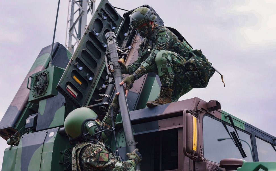 ППО Тайваню готове до протистояння з Китаєм