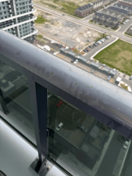 Жовті сліди