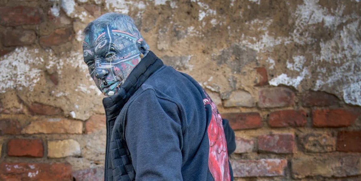 Вольфганг Кирш, татуировки, пенсионер