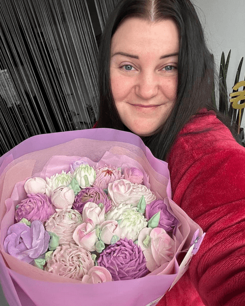 Аlyona Аlyona, артистка, цветы