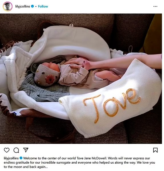 Лили Коллинз, ребенок