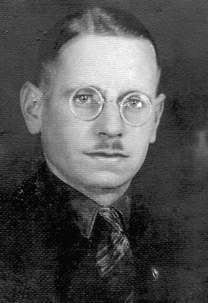 

Николай Сциборский
