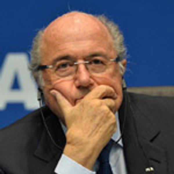 
Йозеф Блаттер
не признает личной ответственности за коррупцию в ФИФА
