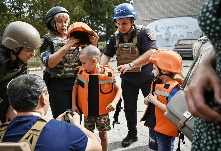 Евакуація дітей із Запорізької області