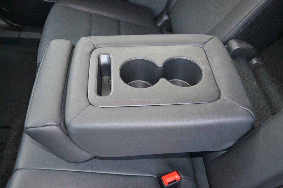 подлокотник Nissan X-Trail, новый Nissan X-Trail, Nissan X-Trail N-Trek, кроссовер Nissan