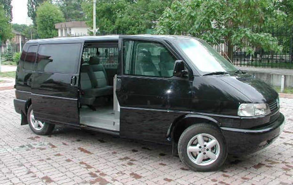 релокация бизнеса, кредиты на релокацию, трудно ли переехать из Мелитополя, как вывезти оборудование из оккупации, где и как получить грант для бизнеса, к кому обратиться за помощью релокация, релокация бизнес украина 2023