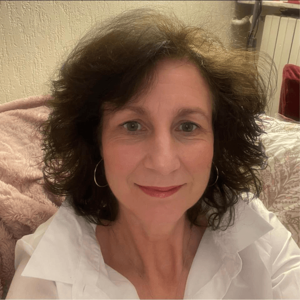 Жінка життя закордоном