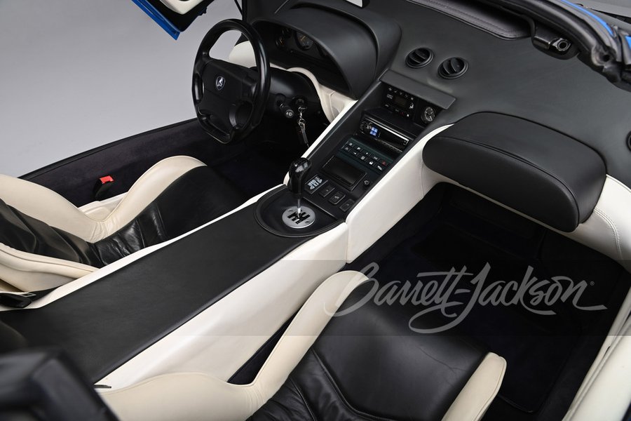 салон Lamborghini Diablo, авто Дональда Трампа, Дональд Трамп, Lamborghini Diablo VT Roadster