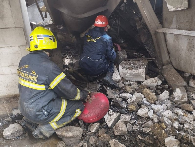 ГСЧС — спасатели на месте удара на Полтавщине