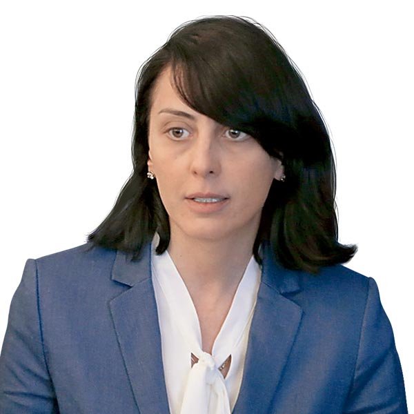 
Хатия Деканоидзе
экс-руководитель Национальной полиции
