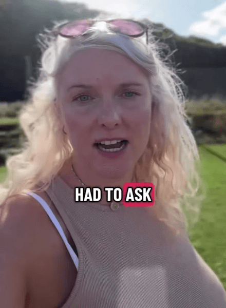 Джорджетт Ґріффітс, британка