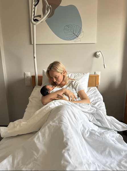 ROXOLANA родила