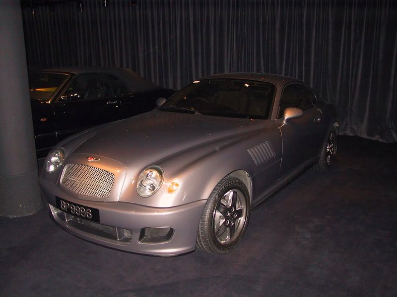 Эксклюзивное купе Bentley