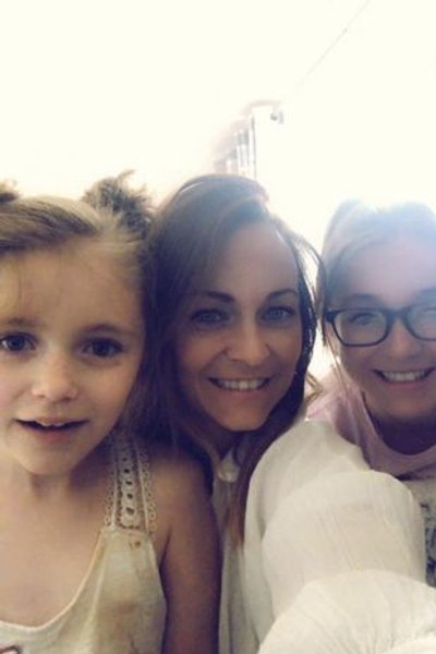 Эмма и ее дочери