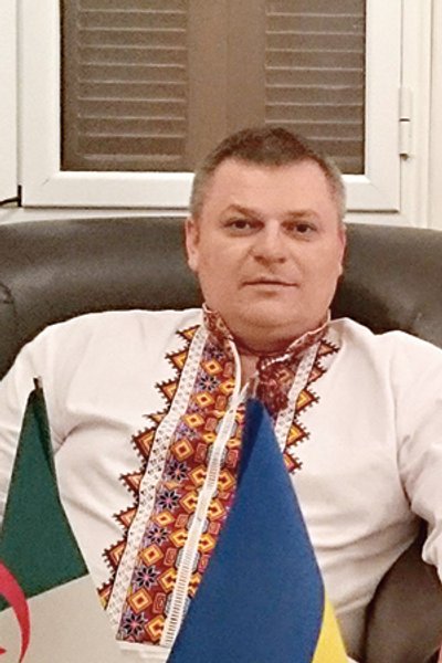 

Африканский строитель. Валерий Бурлаченко имел неудачный опыт работы в Алжире, но продолжает развивать проекты между двумя странами
