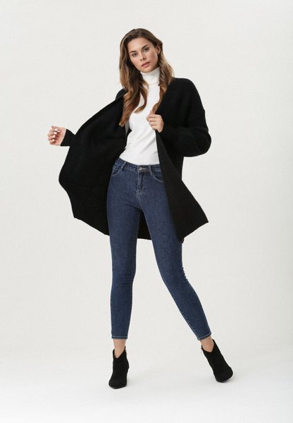 чорний кардиган