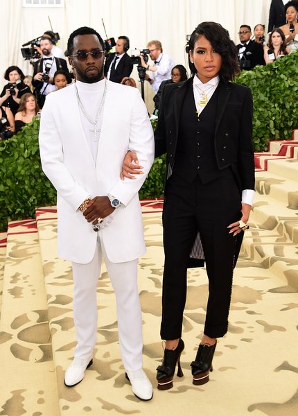 шон комбс кессі вентура