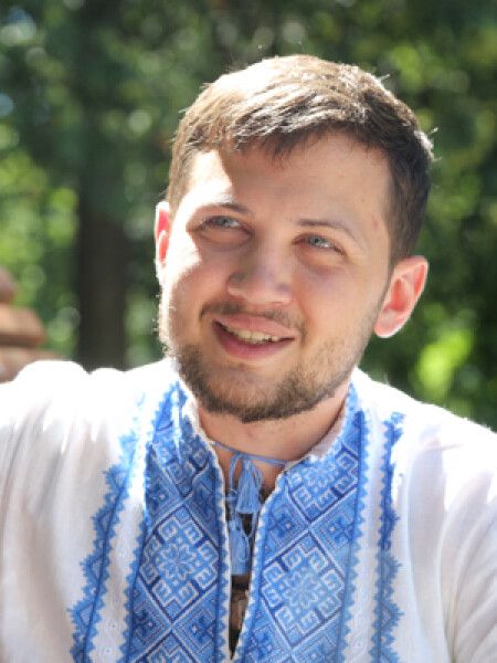 

Геннадий Афанасьев: "Список политзаключенных будет расти, потому что наших журналистов арестовывают в Крыму, включают в списки террористов. Эта проблема не исчезнет, пока в Крыму будет Россия, потому что за два года все стало только хуже"
