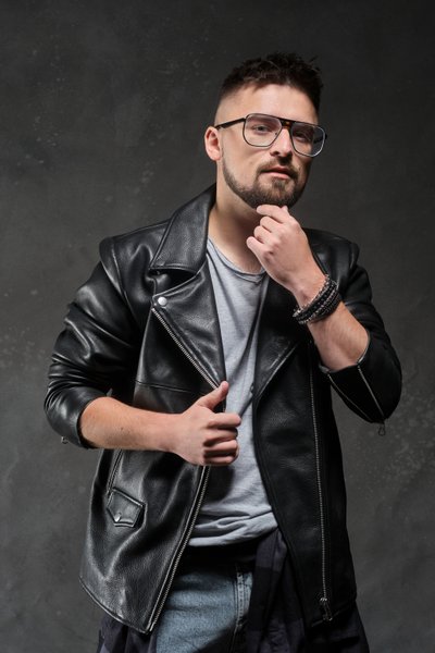 Julik о творчестве, Julik о группе Дзидзьо, Julik об Олеге Виннике